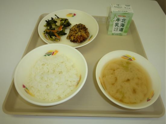 0128給食.jpg