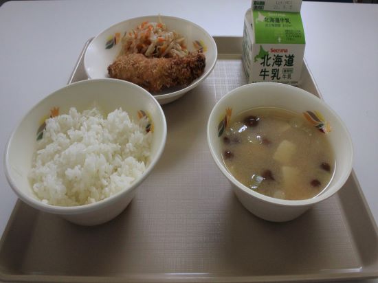 給食.JPG